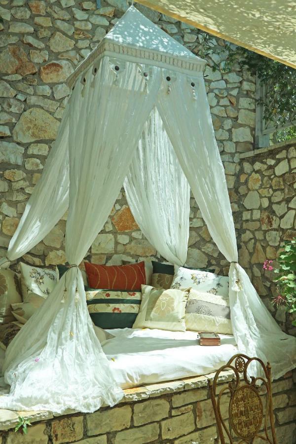 Opera House Paxos Hotel Gaios Eksteriør billede