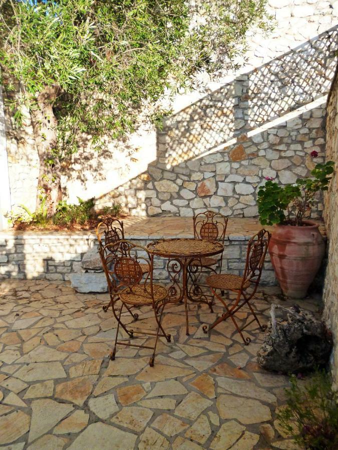Opera House Paxos Hotel Gaios Værelse billede